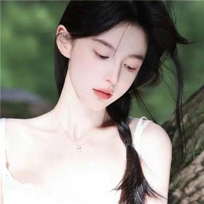 9顶假发的女孩